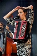 42220 Liz Cherhal 15-09-2013 (Zz) (p)